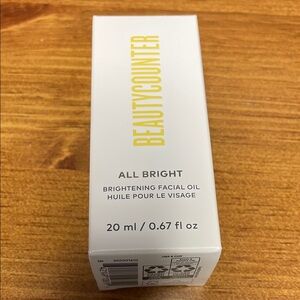 NIB Beautycounter All Bright Facial Oil